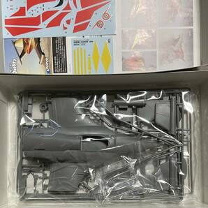 送料510円～ 激レア 未使用品 WAVE ウェーブ 1/72 マットアロー1号機 【初回限定生産版】 「隊長機」仕様 帰ってきたウルトラマン MATの画像3