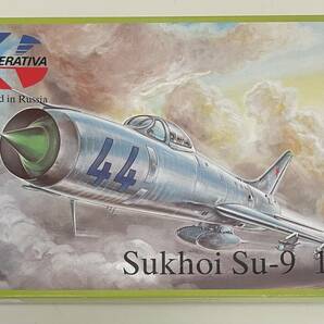 送料350円～ 希少 未使用品 COOPERATIVA 1/72 スホーイ Su-9 フィッシュポットB ソビエト/ロシア空軍 超音速戦闘機 プラモデルの画像1