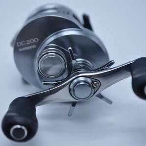 売切り 2019 シマノ カルカッタコンクエスト DC 200 右ハンドル Shimano Calcutta Conquest DC 中古品 #2の画像3