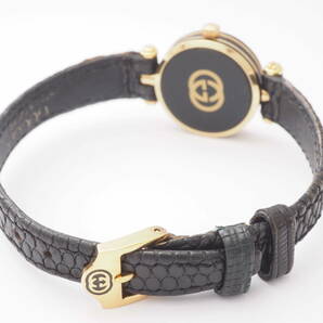 グッチ ラウンド型 GUCCI Cal,579.005/105 クォーツ ゴールド・黒×黒文字盤 ローマン レディース 革ベルト 腕時計[Pa1493-AA6の画像3