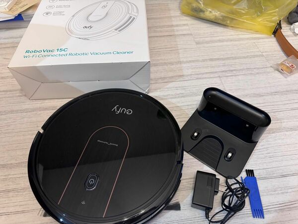 Anker Eufy RoboVac 15C (ロボット掃除機)