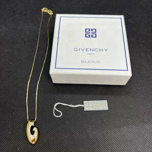 ★☆GIVENCHY PARIS BIJOUX NEWYORK ネックレス ジバンシー Gロゴ ロゴ アクセサリー 箱付 現状品 #17573☆★の画像1