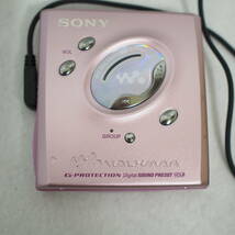 ソニー MZ-E505 通電再生可 ポータブル　MDウォークマン SONY ピンク リモコン付き 現状品プレーヤー 音楽 WALKMAN 音響機器 管理番号464-2_画像2