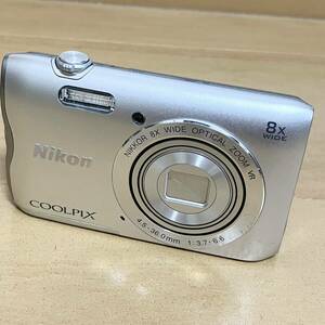 美品　Nikon コンパクトデジタルカメラ　A300 ジャンク　動作未確認　1スタ