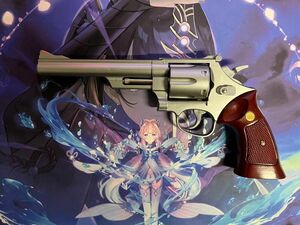 S&W リボルバー。18歳以上エアーコッキングガン。