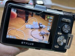 Olympus デジタルカメラ TG-830 バッテリー付き動作品　ガラス割れ　