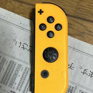 Nintendo Switch ニンテンドースイッチ Joy-Con 右 ジャンクの画像1