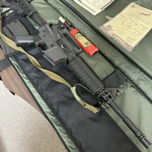 訳あり☆東京MARUI マルイ GOLT. M4A1 CARBINE 電動ガン マガジン2個 ケース付 の画像5