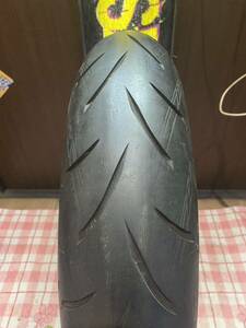 中古MCタイヤ BRIDGESTONE BATTLAX S21 120/60ZR17 ブリヂストン バトラックス ハイパースポーツ 120 60 17 2318 A2984