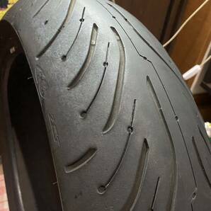 中古MCタイヤ 2021年製造 MICHELIN 2CT pilot ROAD4 180/55ZR17 パンク修理痕あり ミシュラン パイロット ロード4 180 55 17 4821 A3016の画像3