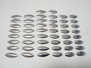 在庫処分 ウィローリーフブレード 魚の鱗型ブレード 合計50枚セット シルバー 銀 シーバス 青物 スピンテールジグに 送料185円～ H333