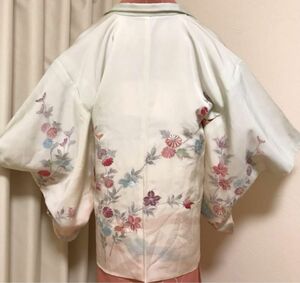 美品☆華やか花刺繍の正絹絵羽織☆