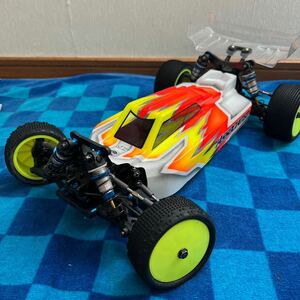 アソシ RC10 B74.1 シャーシ　中古品