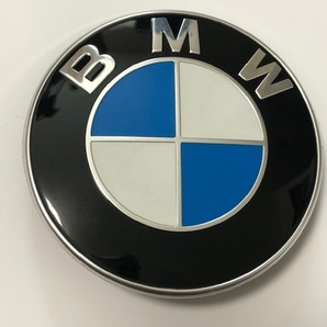 新車外し BMW 純正 ボンネットエンブレム フロントエンブレム 74mmの画像1