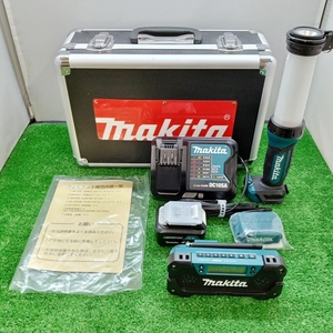 未使用品 makita マキタ 防災用コンボキット 10.8V 充電式 LEDワークライト USB用アダプタ ラジオ バッテリー×1 充電器×1 CK1008