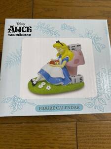 新品未使用　ディズニー 不思議の国のアリス　万年カレンダー　フィギュア　カレンダー　ダイナ　アリス