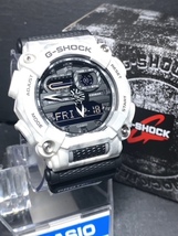 新品 CASIO カシオ 正規品 G-SHOCK ジーショック Gショック 腕時計 アナデジ 多機能 スノー カモフラージュ ホワイト グレー プレゼント_画像2