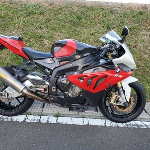 BMW S1000RR 2014年登録 2型 ディーラー認定中古車で購入。車検取りたて2026年４月まで 2オーナー、カムチェーン交換済 赤白希少カラーの画像2