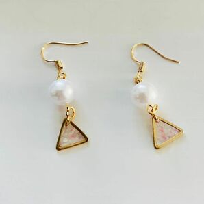 ハンドメイド フックピアス ピアス アクセサリー パール　レジン　ラメ