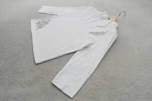3-769 新品 春物　日本製綿100％ラインストーンプルオーバー オフホワイトＭサイズ