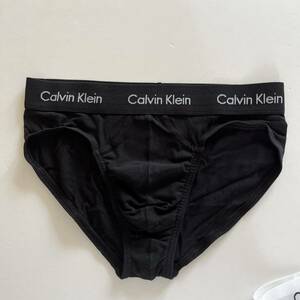 Calvin klein カルバクライン　メンズビキニ　S(XS) ビキニブリーフ　コットンストレッチ　ブラック　黒ブリーフ　メンズインナー　下着