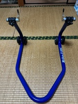 Bike-Lift　リア用メンテナンススタンド、Vフック BLU BL01002_画像1