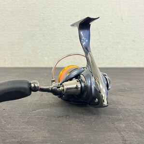 【未使用に近い極美品】 DAIWA 15 FREAMS 2004H DAIWA フリームス ダイワ 説明書 元箱付の画像5