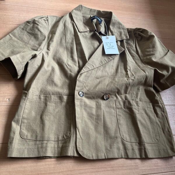 新品 カーキ色半袖ジャケット Mサイズ
