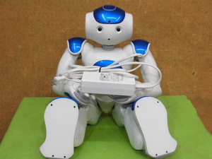 [A19302] SoftBank Robotics Naohyu-manoido robot V present condition goods electrification verification only parts taking rear research to ***
