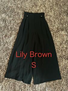  unused . close *Lily Brown* wide pants 