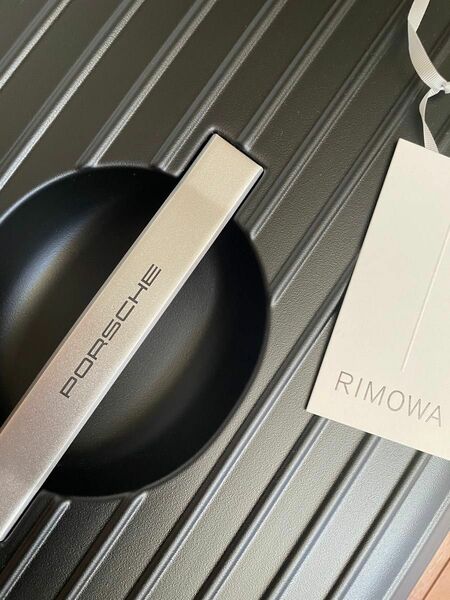 生涯保証！新品未使用正規品★リモワ rimowa ポルシェ　porches エッセンシャルキャビン★スーツケース　オリジナル