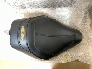 *K&Hke Ian do H Solo seat plain leather Harley (FXBB,FXST,FLSL,FLDE,FLHC) postage included!!