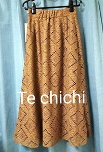 Te chichi テチチ　幾何柄レースフレアスカート