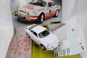 Bburago メタルキット ALPINE RENAULT A110 アルピーヌルノー 箱付 1/15 イタリア製 ハクレ