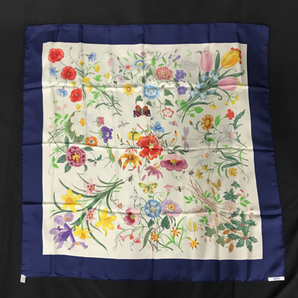 送料360円 グッチ シルク スカーフ 花 / 虫柄 縦86.5cm×横86cm ファッション小物 ブランド小物 GUCCI QR043-63 同梱NGの画像2