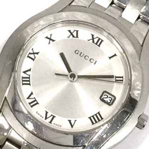 グッチ クォーツ デイト 腕時計 5500M メンズ ファッション小物 シルバーカラー文字盤 未稼働品 ブランド雑貨 GUCCI