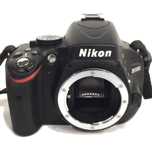 Nikon D5100 AF-S NIKKOR 18-55mm 1:3.5-5.6G AF-S DX NIKKOR 18-55mm 1:3.5-5.6G VR デジタル一眼レフ カメラの画像2