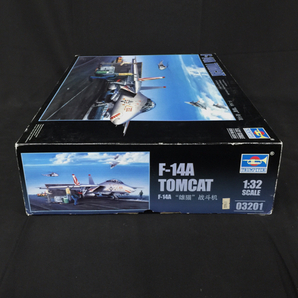 1円 未組立 TRUMPETER 03201 1/32 F-14A TOMCAT プラモデル 外箱付き トランペッター アメリカ海軍 トムキャットの画像3