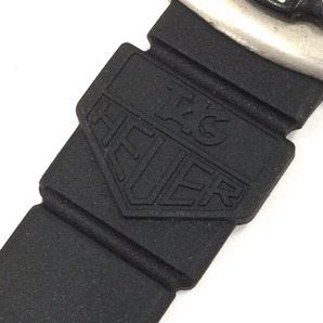 タグホイヤー プロフェッショナル デイト クォーツ 腕時計 メンズ ブラック文字盤 200m ジャンク品 375.513 QR044-87の画像6