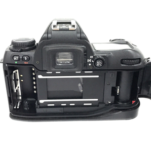 1円 Nikon F80 一眼レフフィルムカメラ ボディ 通電確認済み オートフォーカスの画像4