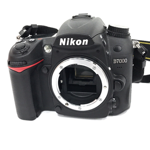 Nikon D7000 デジタル一眼レフカメラ ボディ 光学機器 付属品ありの画像2