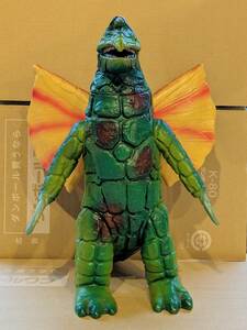 B-CLUBja Ian to gong ko green forming bruma.k reissue monster series Ultraman Bandai sofvi 