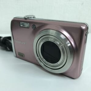 FUJIFILM 富士フイルム FINEPIX F70EXR コンパクトデジタルカメラ 本体のみの画像2