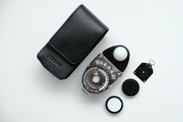 SEKONIC STUDIO DERUXEⅡ 露出計 L-398M