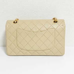 ☆極美品☆CHANELシャネル ショルダーバッグ ダブルフラップ Wフラップ マトラッセ ココマーク ラムスキン ベージュ ヴィンテージの画像2