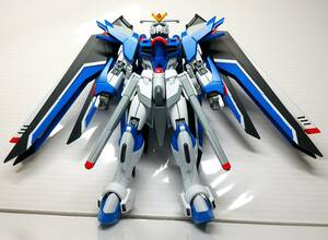 【ほぼ全塗装】HG 1/144 ライジングフリーダムガンダム 機動戦士ガンダムSEED FREEDOM シードフリーダム 塗装済 完成品 ガンプラ