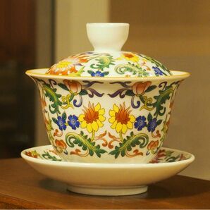 中国茶器　蓋碗　女性ぴったり　纒枝蓮　大特価