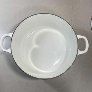 b*★中古品 LE CREUSET ルクルーゼ ココットロンド 24cm 両手鍋 ホワイト ★の画像3