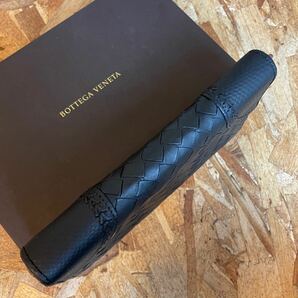 ★【美品！希少！】 BOTTEGA VENETA ボッテガヴェネタ イントレチャート ロングウォレット 長財布 男女 ブラックの画像4