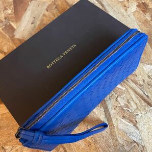 ★【美品！希少！】 BOTTEGA VENETA ボッテガヴェネタ イントレチャート ロングウォレット L字長財布 男女 ブルー系の画像3